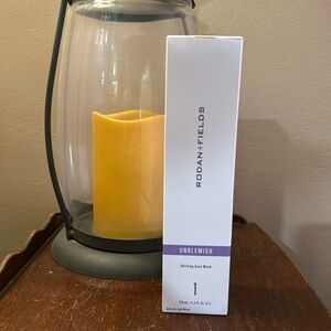 Rodan + Fields face wash